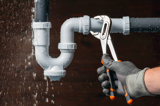 Professional Pipe Repair technician working in Baptistown, NJ